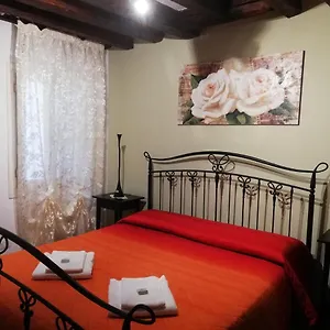 Apartment Ca Al Campanile, Venice