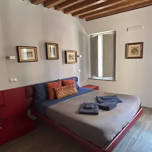 Apartment The Lovers, Venice